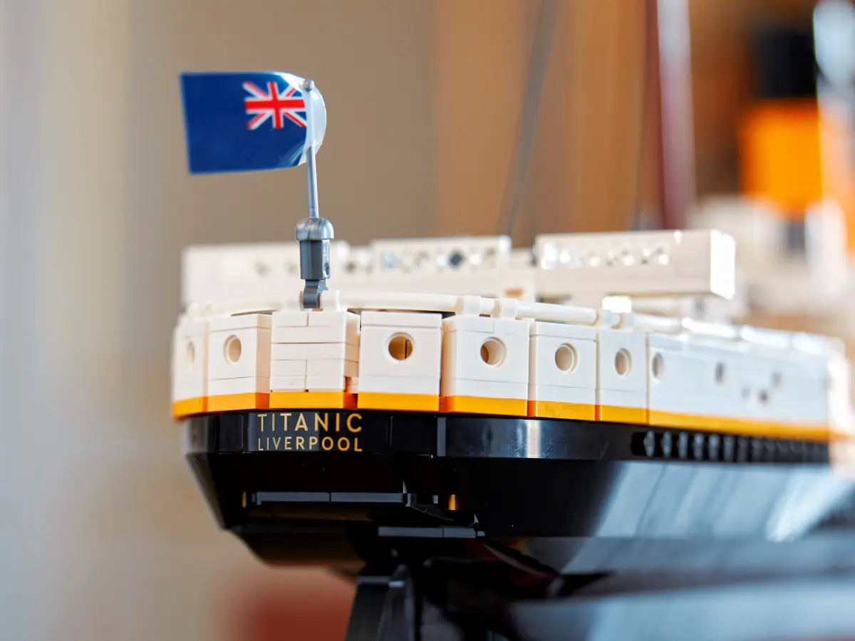 10294 ESCLUSIVA LEGO ICONS - Titanic LEGO®