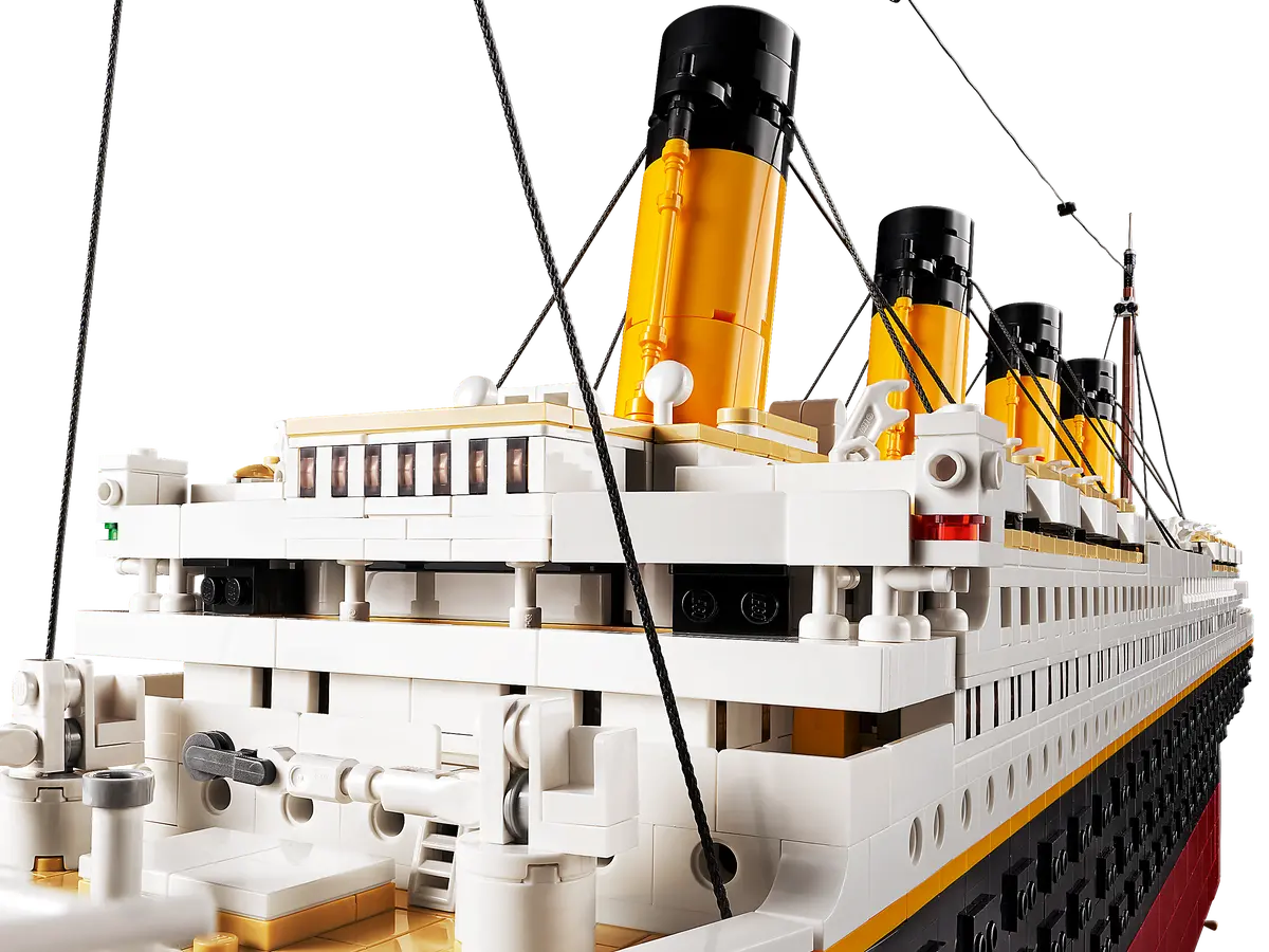 10294 ESCLUSIVA LEGO ICONS - Titanic LEGO®