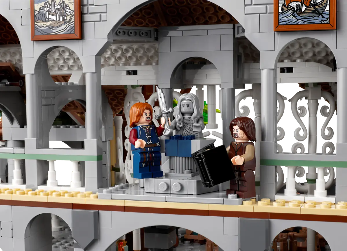 10316 ESCLUSIVA LEGO ICONS - IL SIGNORE DEGLI ANELLI: GRAN BURRONE