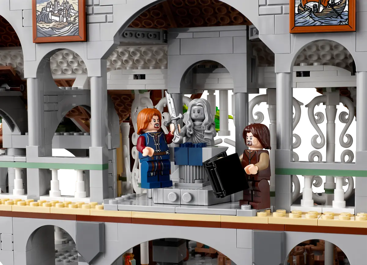 10316 LEGO ICONS - IL SIGNORE DEGLI ANELLI: GRAN BURRONE