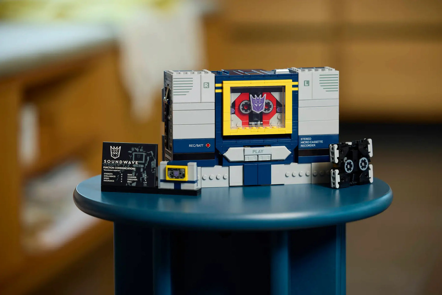 DISPONIBILE DA OTTOBRE 2025 - 10358 LEGO ICONS - Transformers: Soundwave