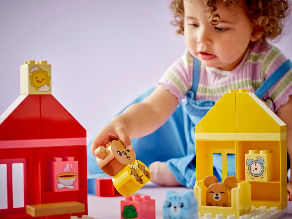 10414 Duplo - Attività quotidiane: mangiare e andare a letto