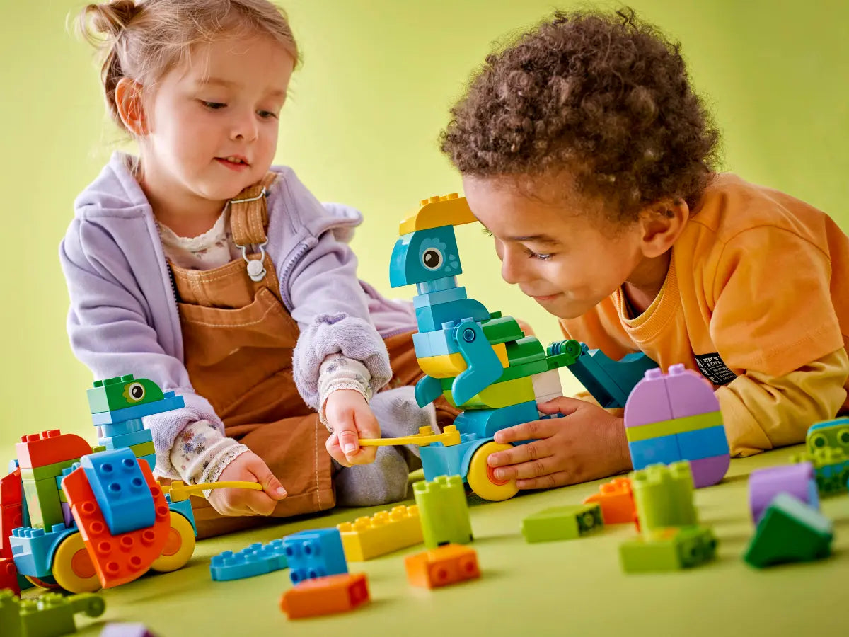 DISPONIBILE DA GIUGNO 2025 - 10451 Duplo - Dinosauri su ruote 3 in 1