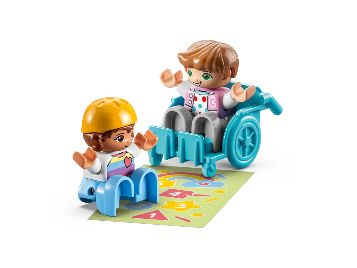 10992 Duplo - Divertimento all’asilo nido