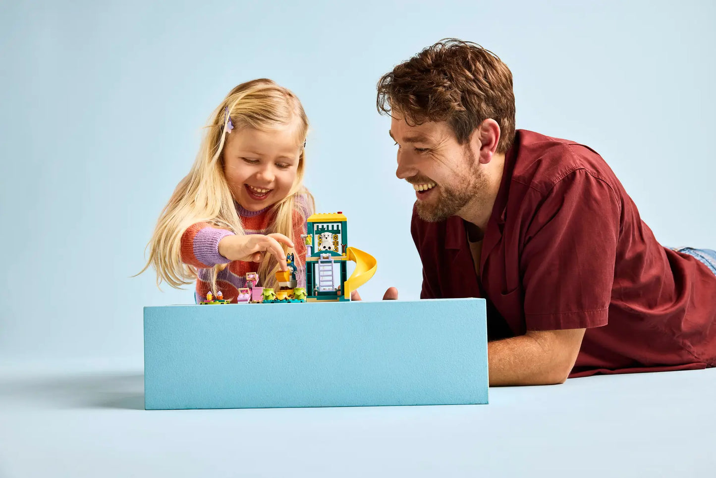 11201 LEGO Bluey - Divertimento al parco giochi di Bluey e Chloe