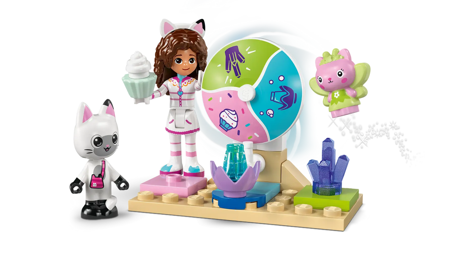 11205 LEGO Gabby Dollhouse - Dolce montagna e Giardino di Gattina Fatina