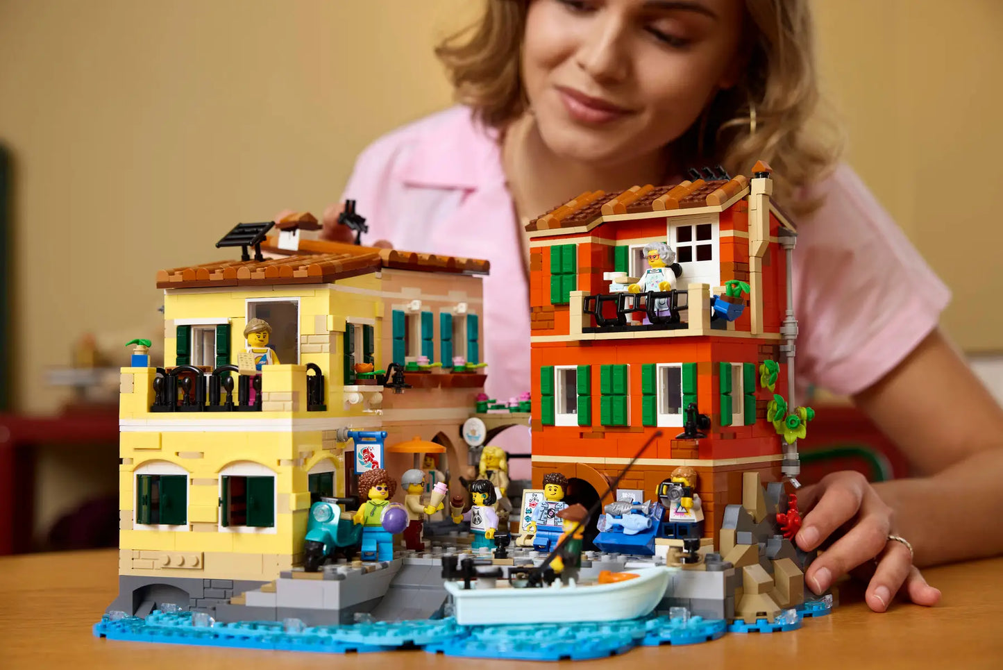 DISPONIBILE DA NOVEMBRE 2025 - 21359 ESCLUSIVA LEGO IDEAS - Riviera italiana