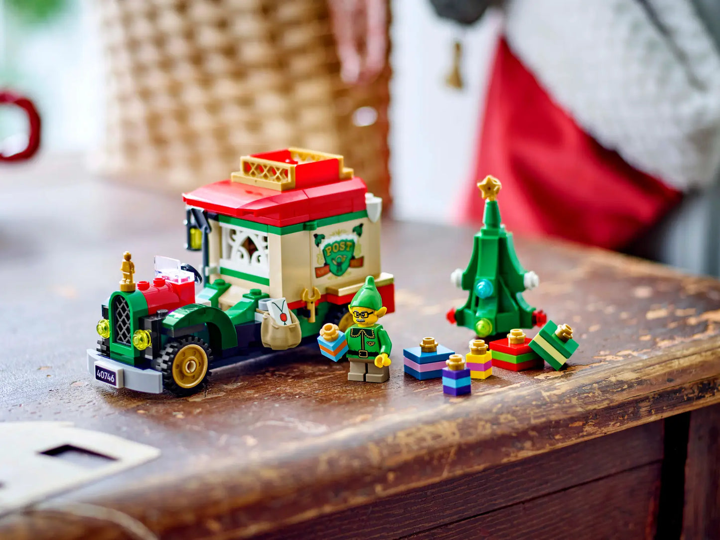 DISPONIBILE DA OTTOBRE 2025 - 40746 LEGO Stagionali - Furgone delle consegne di Babbo Natale