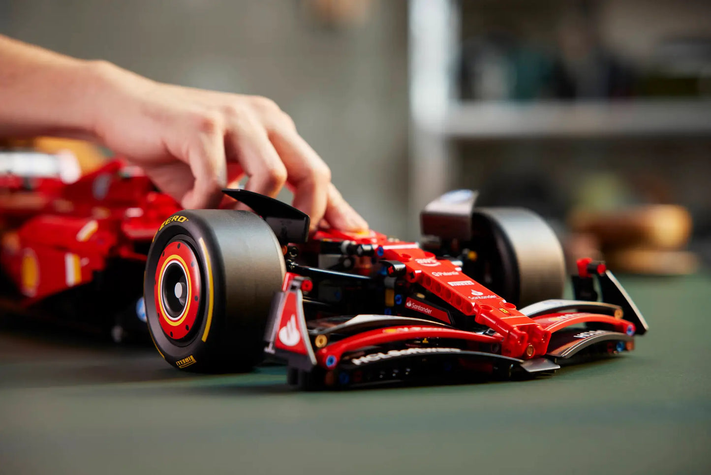 42207 LEGO Technic - Monoposto F1 Ferrari SF-24