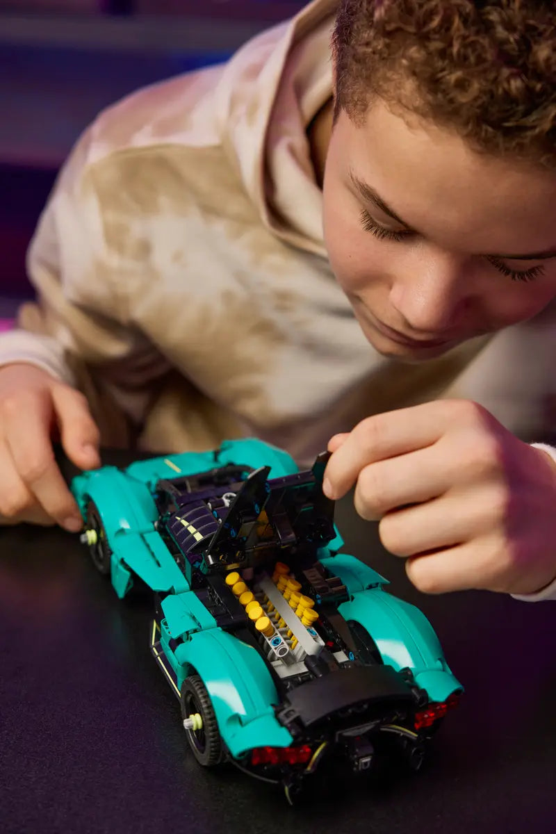 DISOINIBILE DA GIUGNO 2025 - 42208 LEGO Technic - Aston Martin Valkyrie