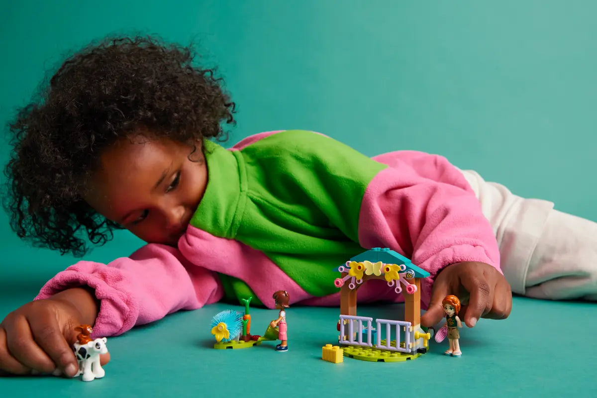 42607 LEGO Friends - Stalla del vitellino di Autumn