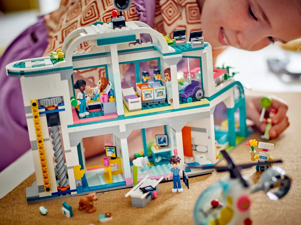 42621 LEGO Friends - Ospedale di Heartlake City