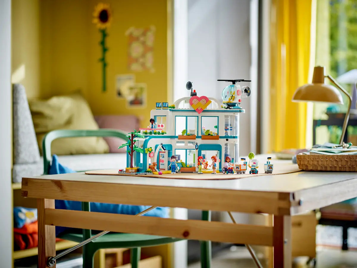 42621 LEGO Friends - Ospedale di Heartlake City