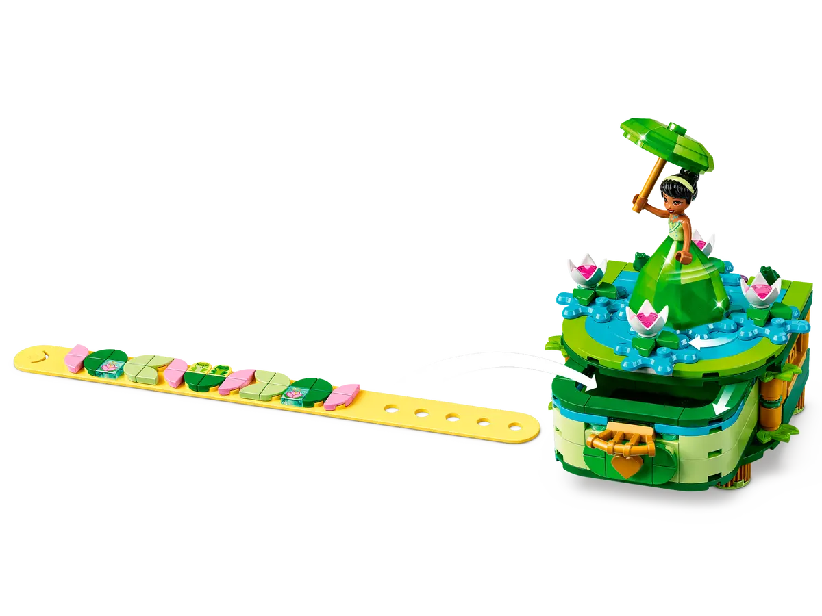 43203 LEGO Disney - Le creazioni incantate di Aurora, Merida e Tiana