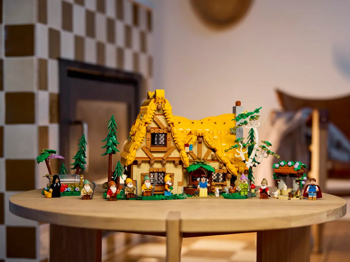 43242 LEGO Disney - Il cottage di Biancaneve e i Sette Nani