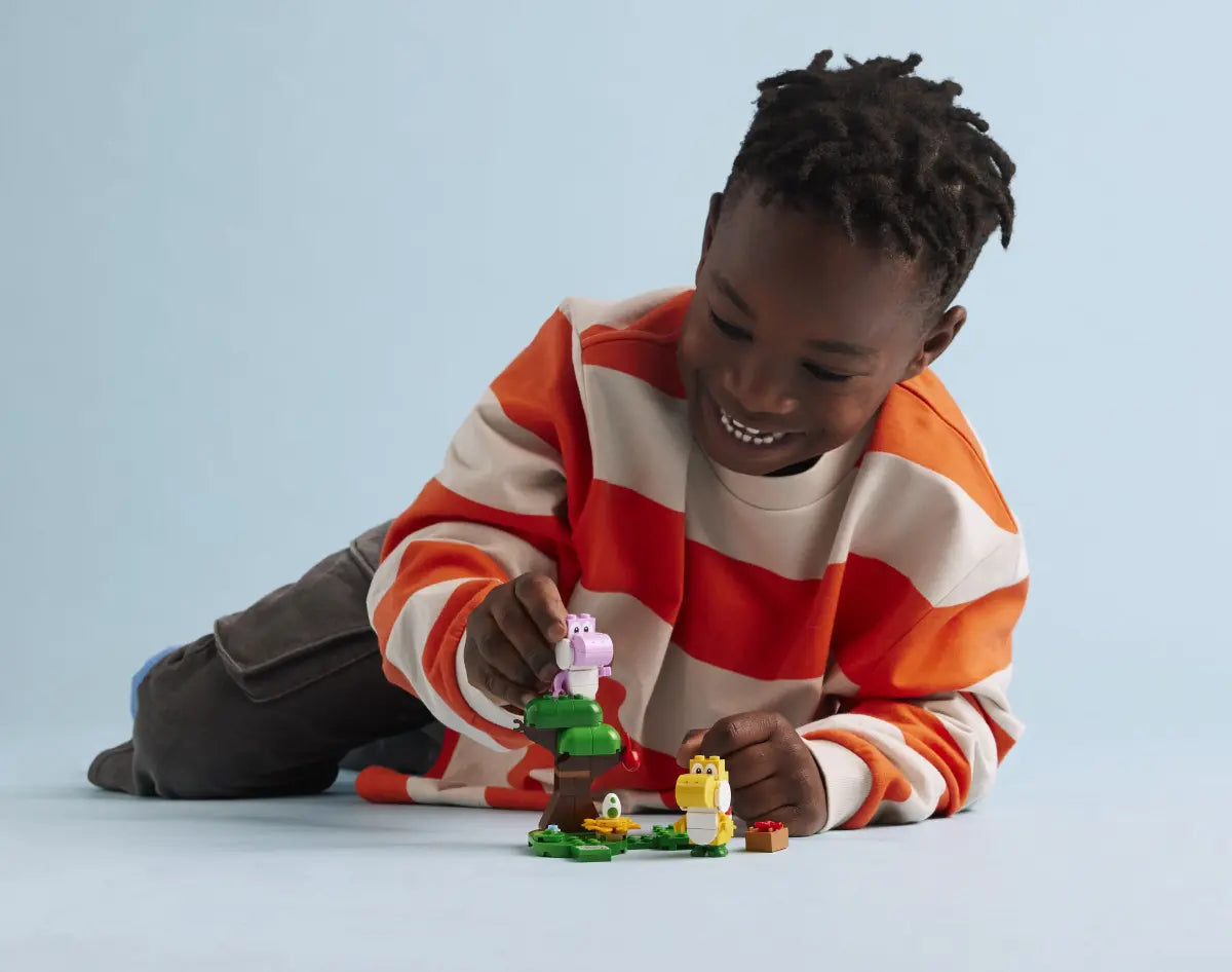 71428 LEGO Super Mario - Pack di espansione Yoshi nella foresta fuovolosa
