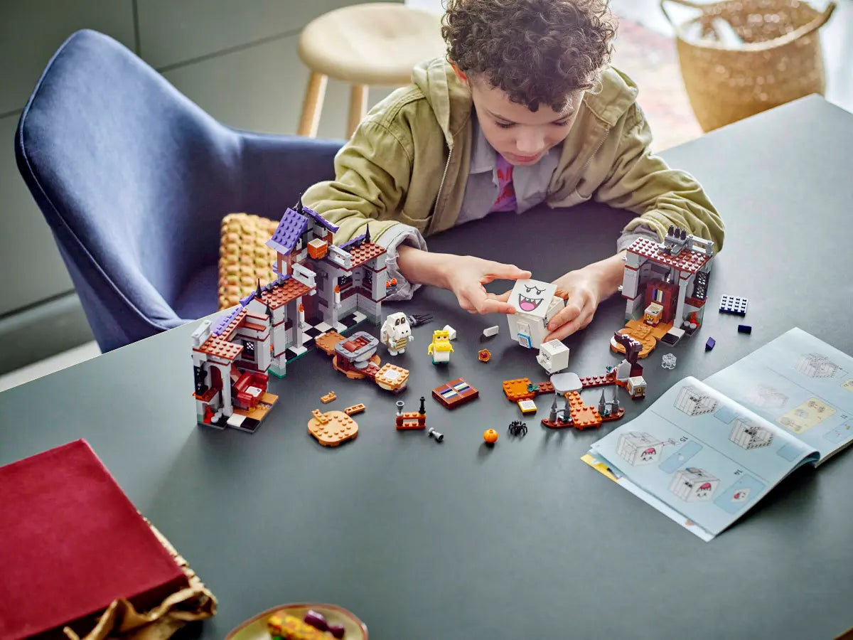 71436 LEGO Super Mario - Villa stregata di Re Boo