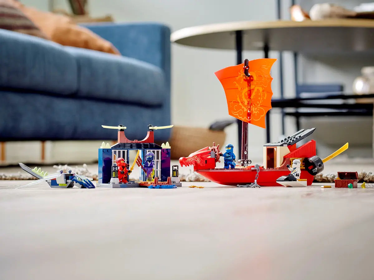 71749 LEGO Ninjago - Il Volo Finale del Vascello del Destino