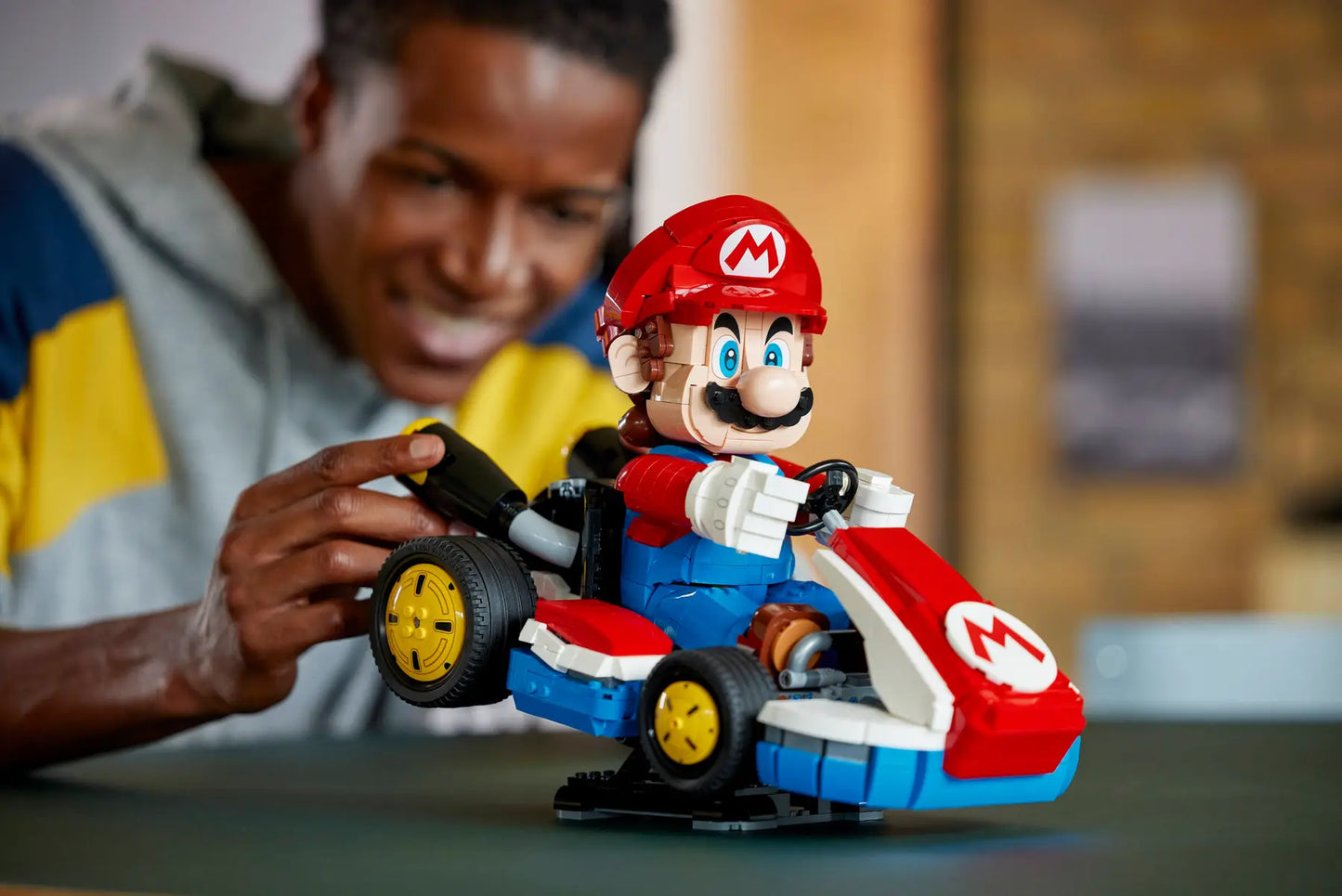 DISPONIBILE DA LUGLIO 2025 - 72037 LEGO Super Mario - Mario Kart™: Mario e Kart standard