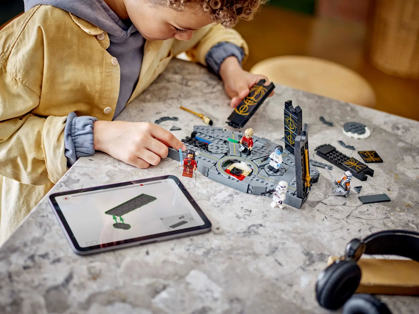75385 ESCLUSIVA LEGO Star Wars - Gioco creativo - Duello su Peridea di Ahsoka Tano