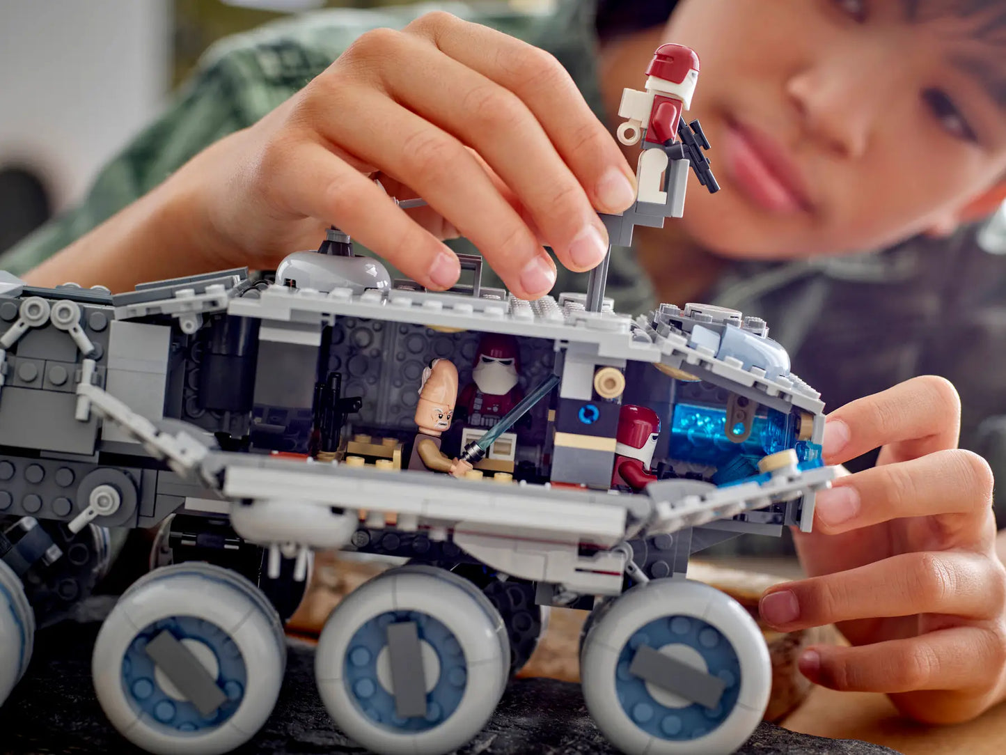 DISPONIBILE DA AGOSTO 2025 - 75413 LEGO Star Wars - Juggernaut della Repubblica