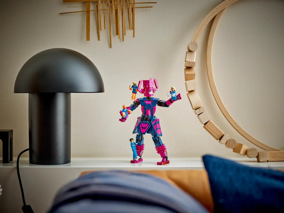 DISPONIBILE DA GIUGNO 2025 - 76316 LEGO Marvel - Fantastici Quattro contro personaggio costruibile di Galactus