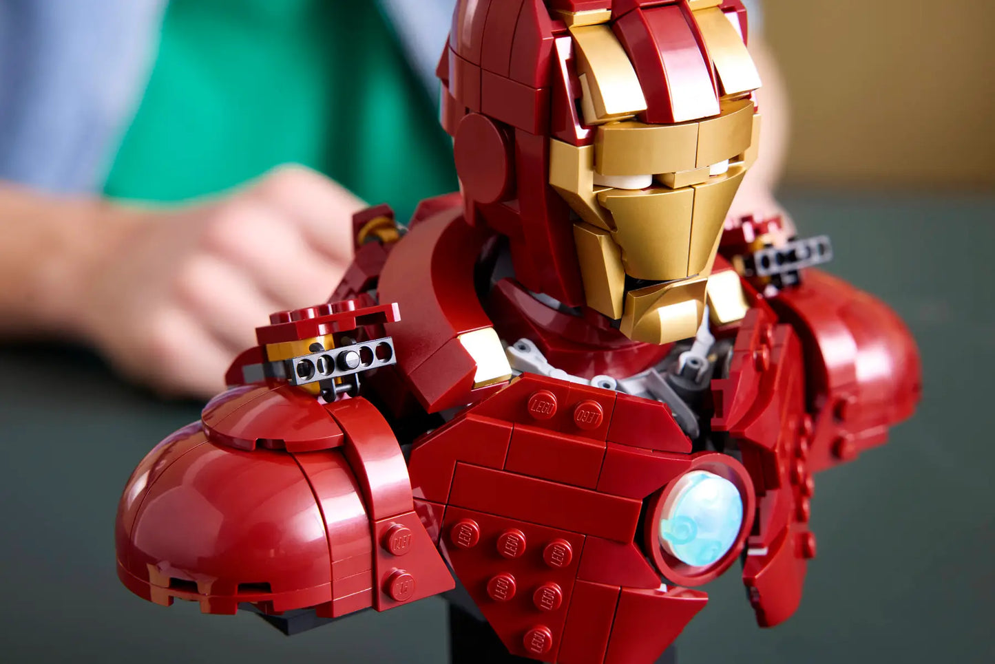 76327 LEGO Marvel - Busto di Iron Man MK4