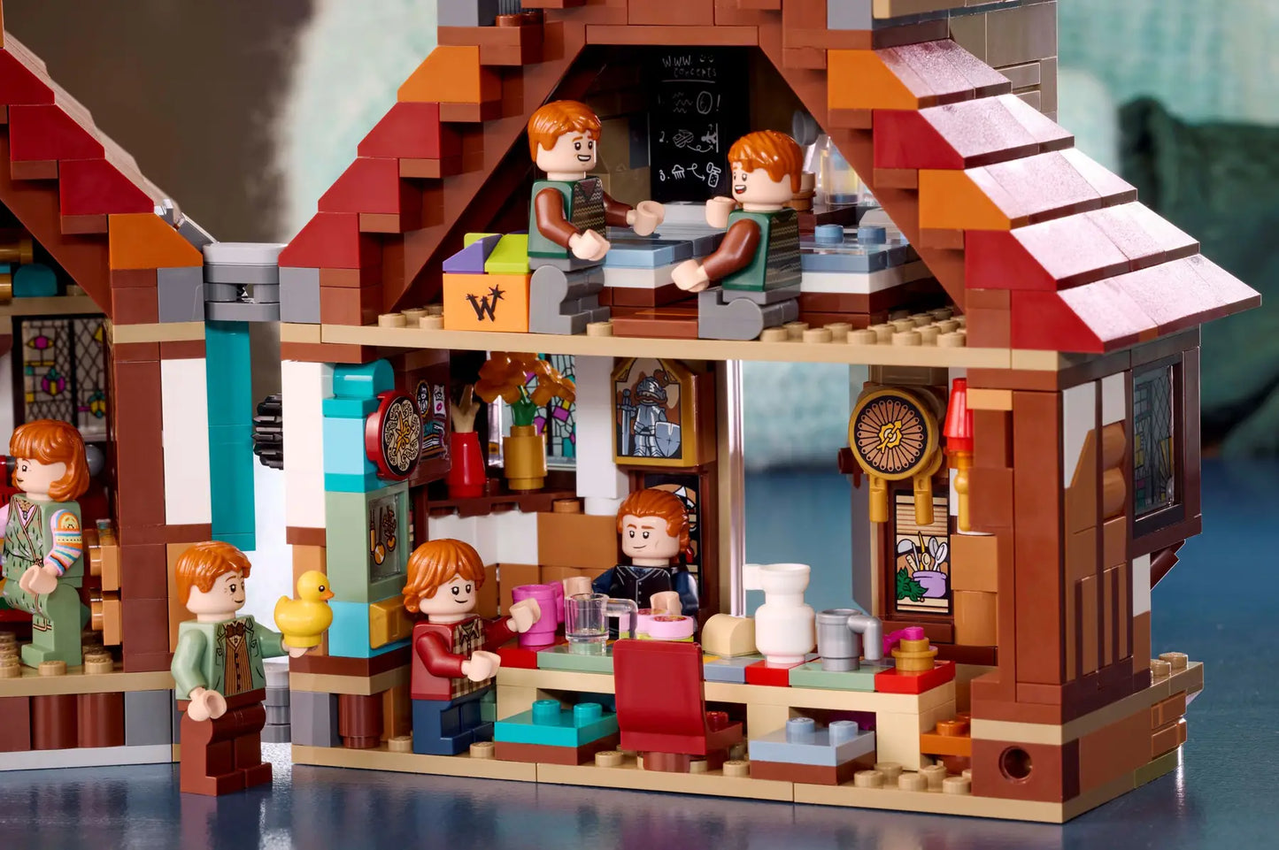 76437 ESCLUSIVA LEGO Harry Potter - La Tana – Edizione del collezionista