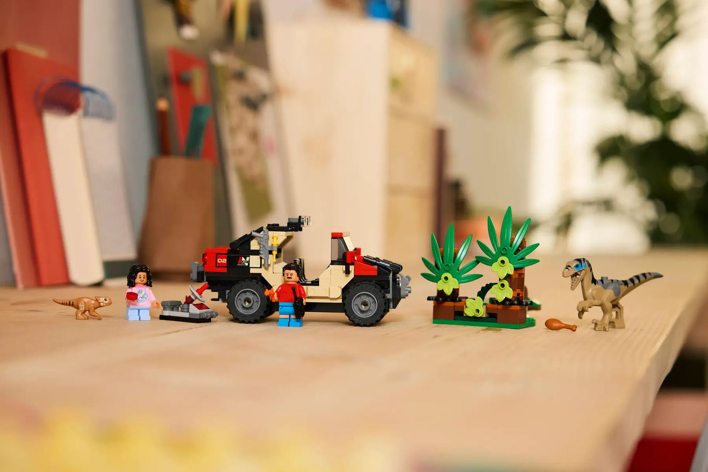 76972 LEGO Jurassic World - Fuga dal Raptor sul fuoristrada