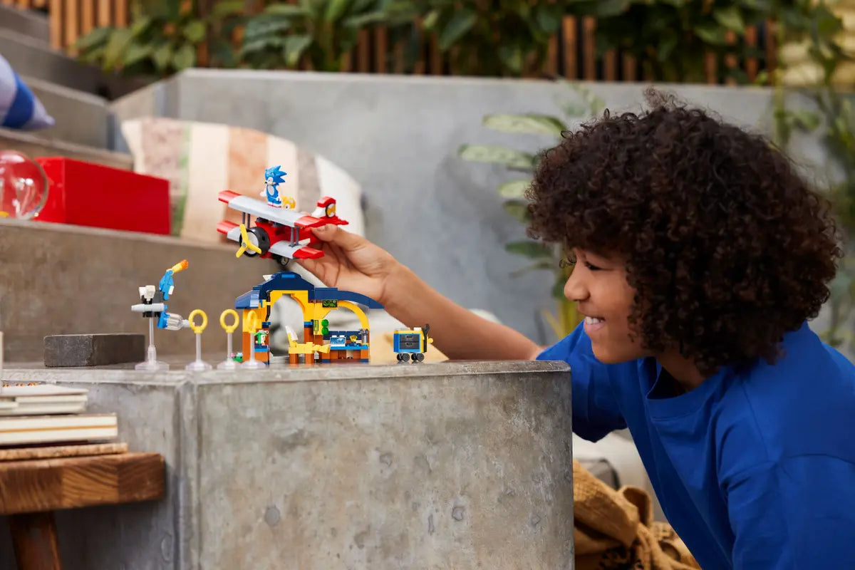 76991 LEGO Sonic the Hedgehog™ – Tails's Workshop e Aereo Tornado