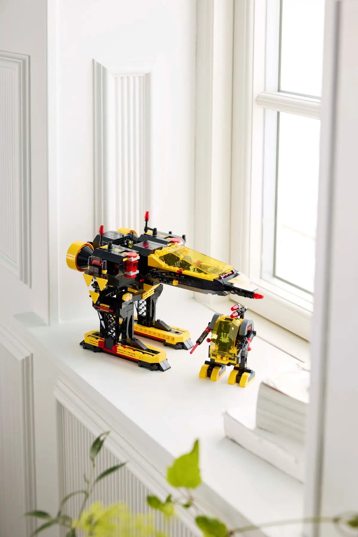 10355 ESCLUSIVA LEGO ICONS - Blacktron Renegade
