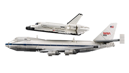 10360 ESCLUSIVA LEGO ICONS - Trasportatore di shuttle