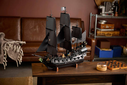 10365 LEGO ICONS - Nave pirata del Capitano Jack Sparrow