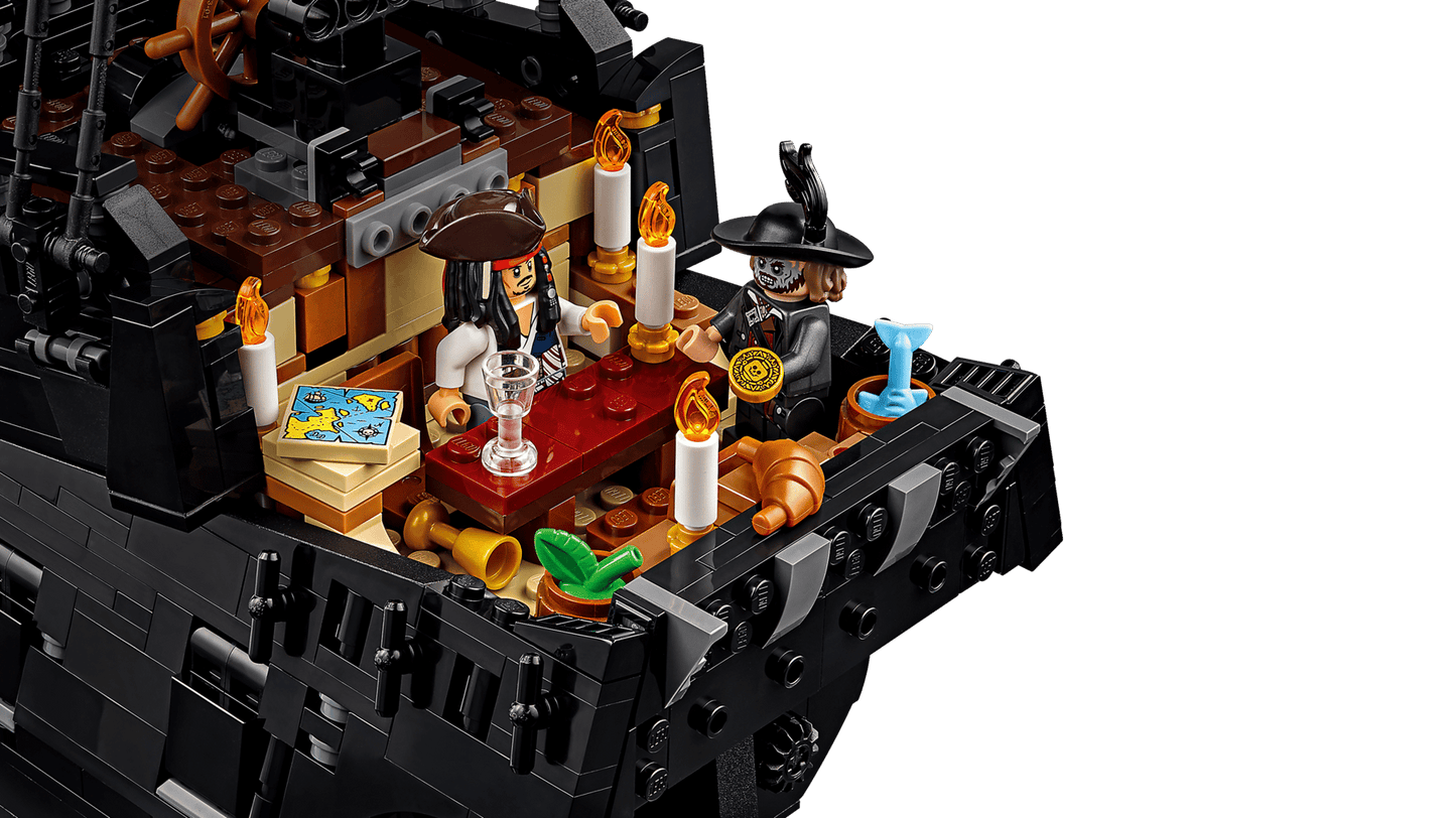 10365 LEGO ICONS - Nave pirata del Capitano Jack Sparrow