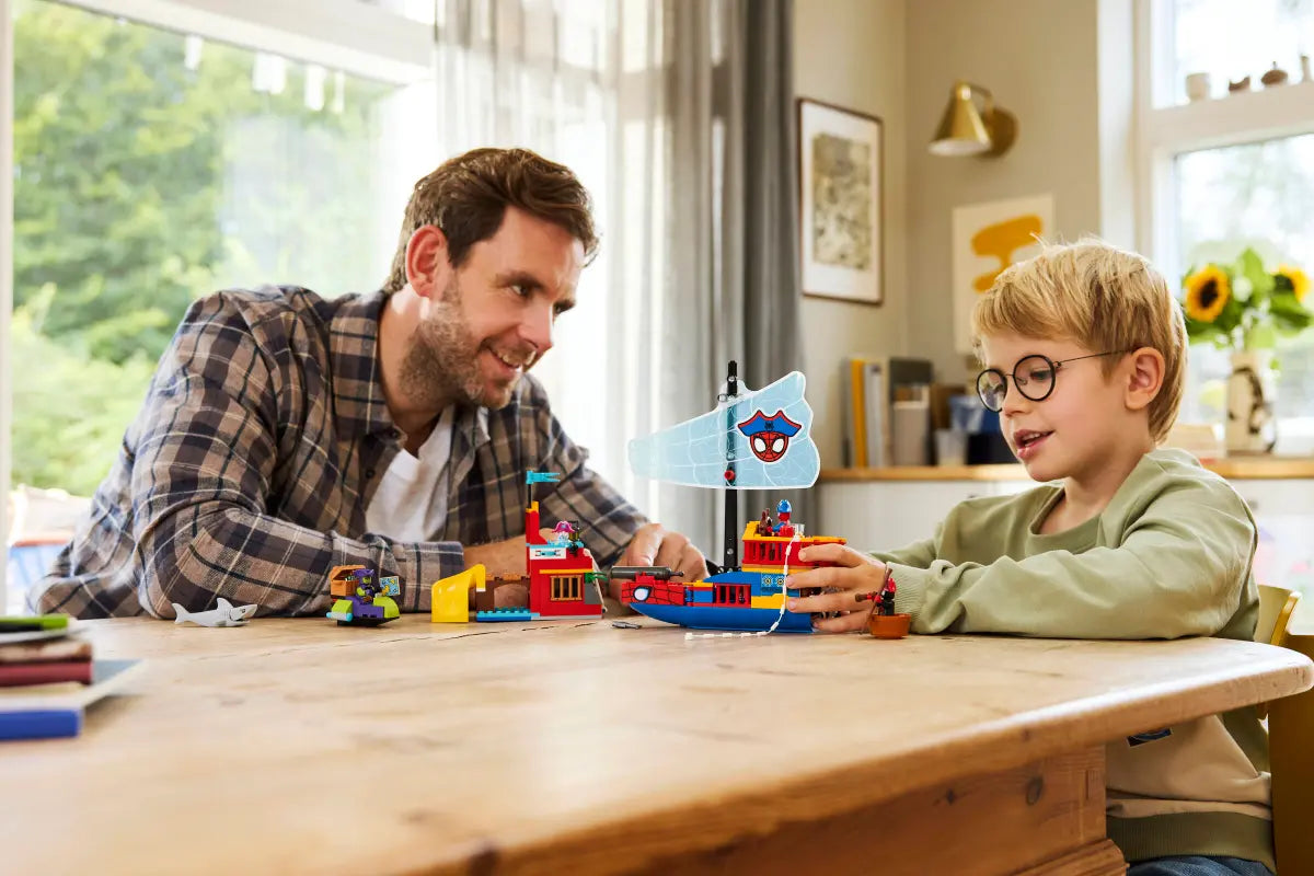 DISPONIBILE DA GENNAIO 2026 - 11208 LEGO Marvel Spiderman - Nave pirata del Team Spidey