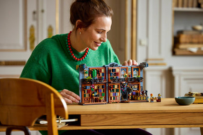 DISPONIBILE DA OTTOBRE 2026 - 11379 LEGO ICONS - Libreria: Book Nook