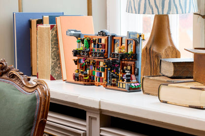 DISPONIBILE DA OTTOBRE 2026 - 11379 LEGO ICONS - Libreria: Book Nook