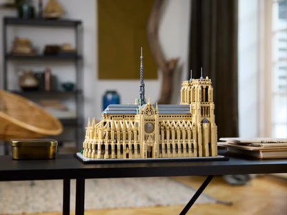 21061 LEGO Architecture - Notre-Dame de Paris