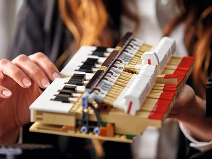 21323 LEGO Ideas - Pianoforte a coda