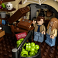 21341 LEGO Ideas - Disney Hocus Pocus: il cottage delle sorelle Sanderson