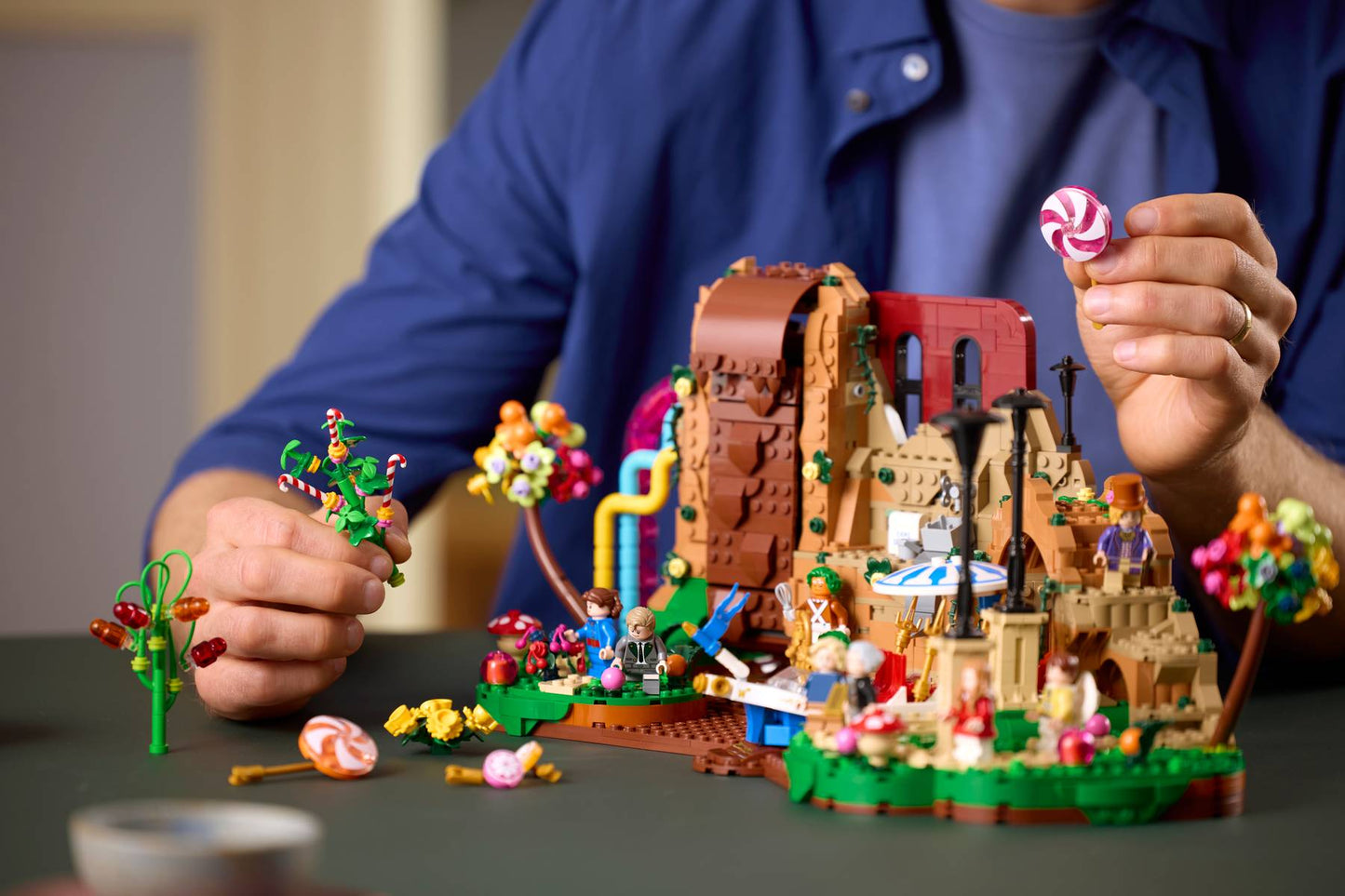 21360 ESCLUSIVA LEGO IDEAS - Willy Wonka e la fabbrica di cioccolato