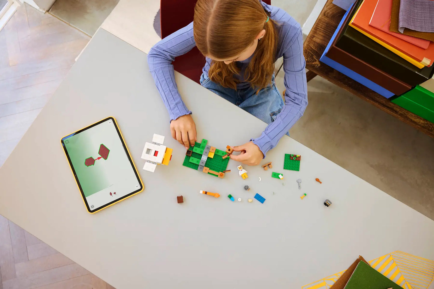 DISPONIBILE DA GENNAIO 2026 - 21585 LEGO Minecraft - Fattoria di galline