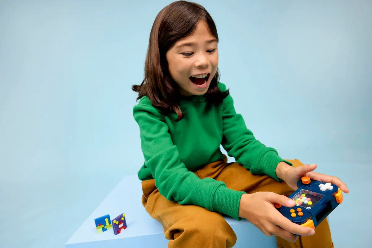 DISPONIBILE DA GENNAIO 2026 - 31380 LEGO Creator - Console di gioco retrò