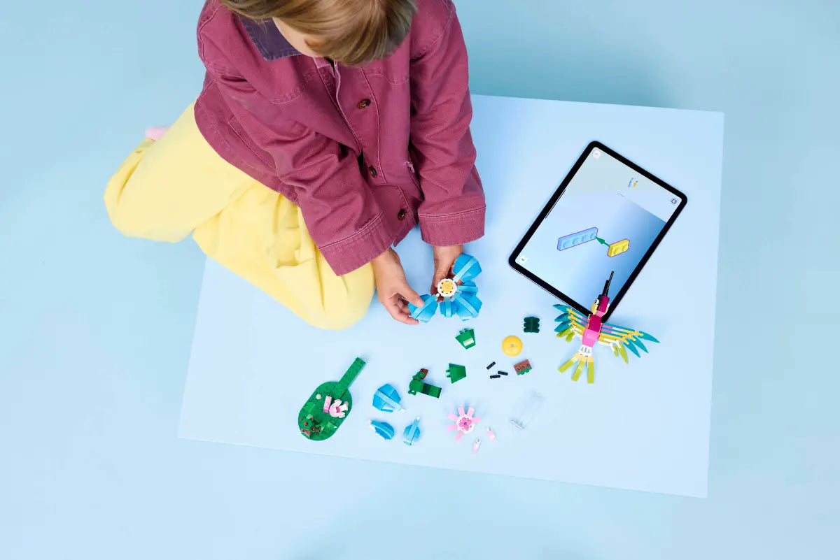 DISPONIBILE DA GENNAIO 2026 - 31384 LEGO Creator - Animali selvatici: colibrì variopinto