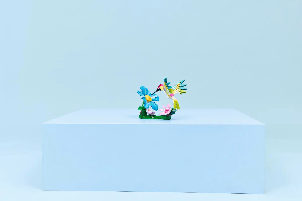 DISPONIBILE DA GENNAIO 2026 - 31384 LEGO Creator - Animali selvatici: colibrì variopinto