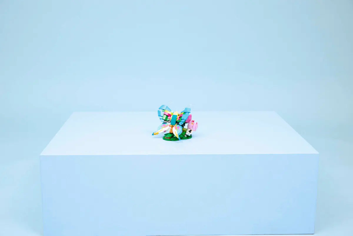 DISPONIBILE DA GENNAIO 2026 - 31384 LEGO Creator - Animali selvatici: colibrì variopinto