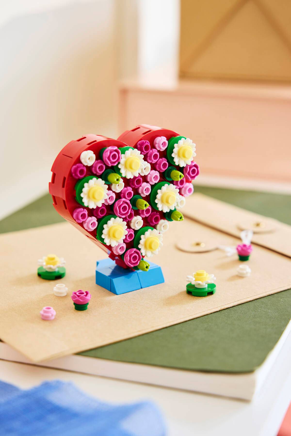DISPOINIBILE DA GENNAIO 2027 - 40867 LEGO Stagionali - Lettere d’amore