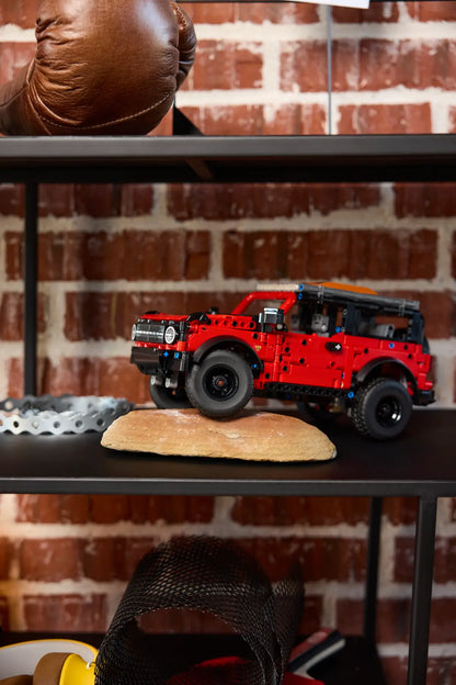 42213 LEGO Technic - SUV Ford Bronco®