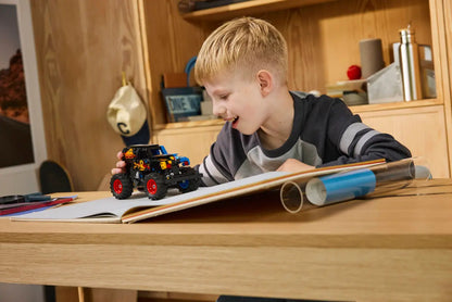 42219 LEGO Technic - Monster Jam™ Grave Digger™ Fuoco e Ghiaccio