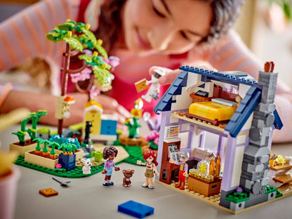 42669 LEGO Friends - Casa degli apicoltori e giardino fiorito